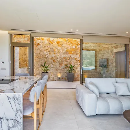 Deciel Cave Villa